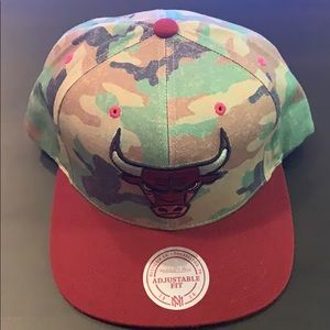 Chicago Bulls Mitchell and Ness SnapBack